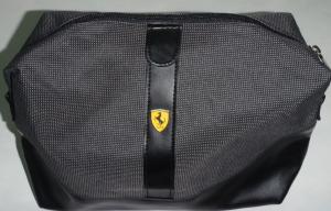 Аксессуары AКСЕССУАРЫ FERRARI косметичка чёрная