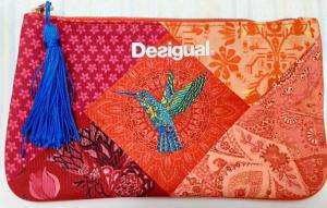 Аксессуары AКСЕССУАРЫ DESIGUAL neszeszer woman